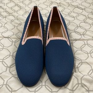 NWOT Vionic Willa Knit Slip on Flats Shoes Navy Pink sz 10